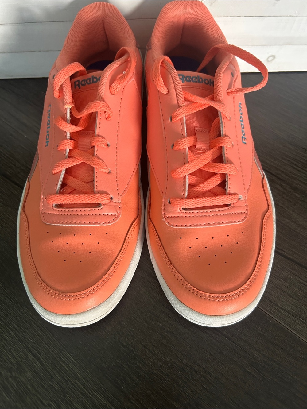 Reebok Womans Coral-Orange Low Top Sneakers size US 9